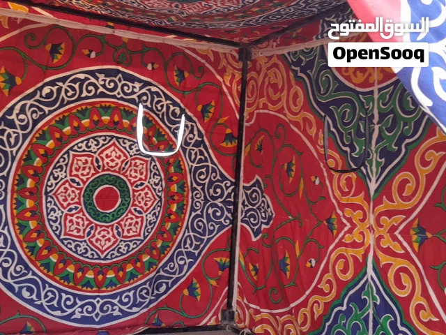 خيمة مفصلة حجم 3x4 م مستعملة ونظيفة مغلقة من الجهات الاربعة
