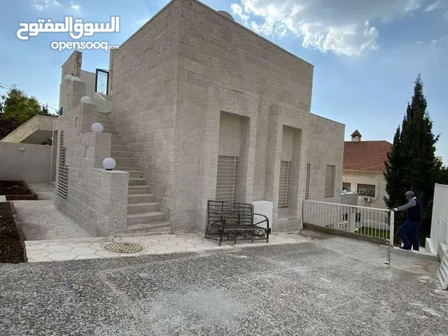 350 m2 3 Bedrooms Villa for Rent in Amman Dabouq