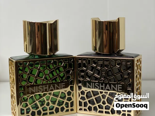 عطور نيش اصليه متاحه للبيع الكامل او التقسيم بعينات من 2-30مل، والسعر حسب النوع والحجم