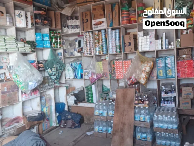 فرصة استثمارية ذهبية: بقالة للبيع (نقل قدم) في قلب المخا - الشارع الرئيسي توضيح الزلط قعيطي