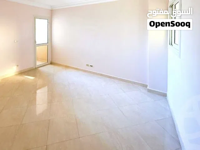 الشقة للبيع