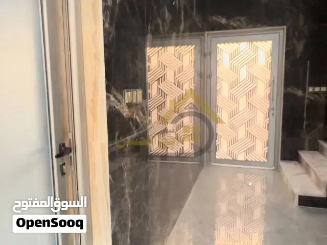 طابق مميز تجاري للايجار في منطقة الجنينة