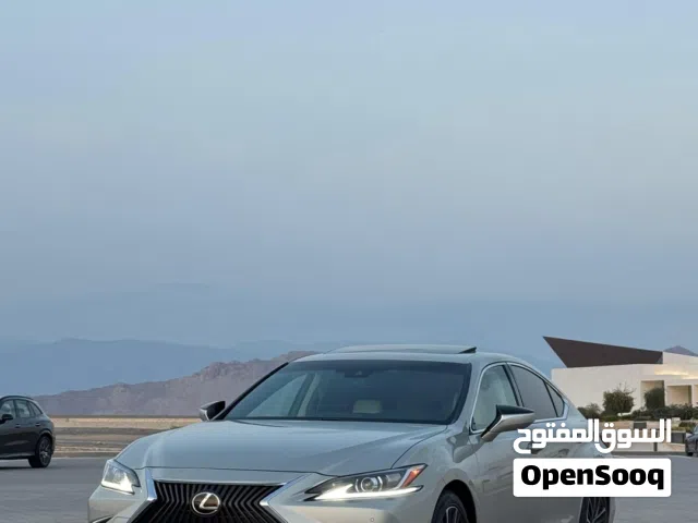 Es350 2020 luxury قمة في النظافة