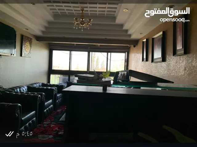 ارخص مكتب مفروش مكيف بشارع رئيسى بجوار هايبر الشيخ زايد 25 الف ادارى لشركة او عيادة او مكتب ادارى