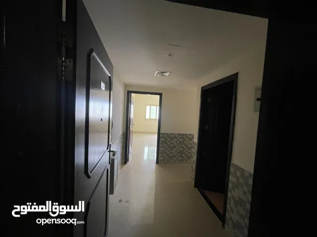 1270ft 1 Bedroom Apartments for Rent in Sharjah Al Taawun
