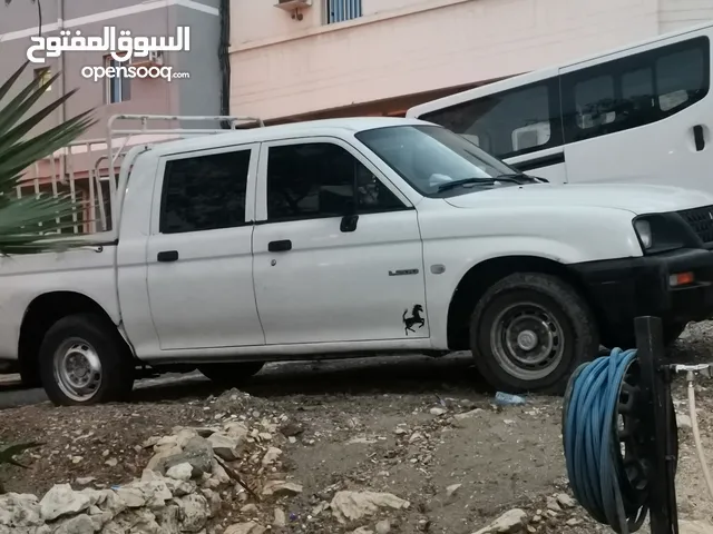 Used Mitsubishi L200 in Northern Governorate