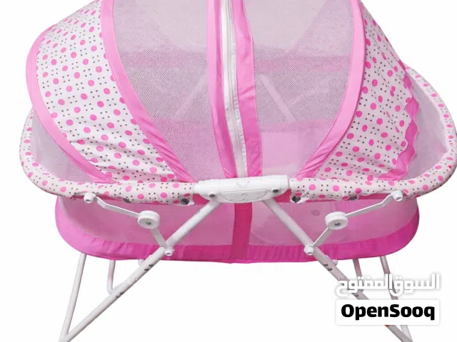 سرير اطفال ثابت وهزاز