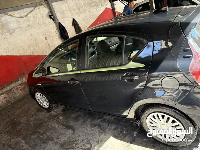 Used Toyota Prius in Amman