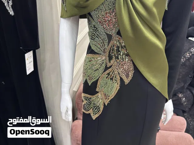 فستان سهرة للبيع