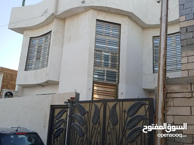200 m2 5 Bedrooms Villa for Sale in Basra Tannumah