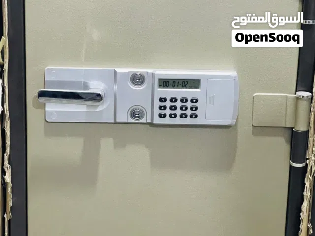 خزنة نقود فولاذ