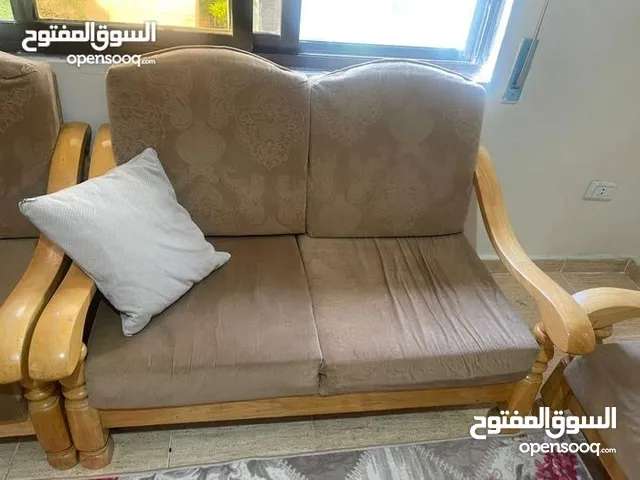 موريس للبيع مكون من 6 مقاعد بحالة جيدة جدا تم تنجيد الفرش بسعر الحررررق