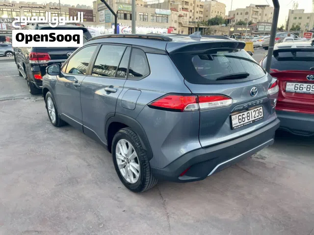 2023 تويوتا كورولا كروس XLE