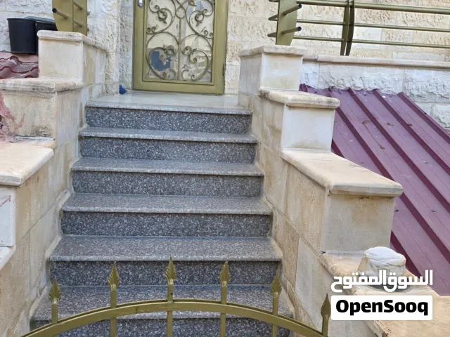 142 m2 1 Bedroom Apartments for Sale in Irbid Aydoun