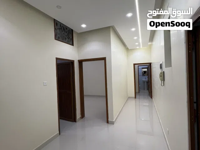 195 m2 5 Bedrooms Apartments for Rent in Sana'a Bayt Baws