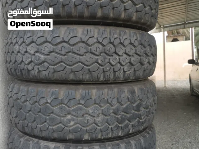 للبيع اطارات الدفع الؤباعي4x4 نوع دانلوب بحالة جيدة جدا