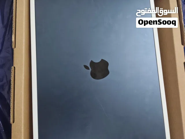 Mac Apple air . ما زال تحت الكفالة  كفالة 3    سنوات تاريخ الشراء ديسمبر 2024