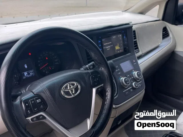 2015 Toyota Sienna LE