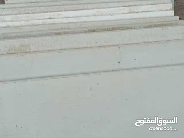 رفوف محلات