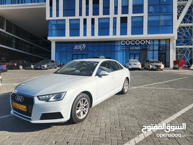 اودي A4 2017