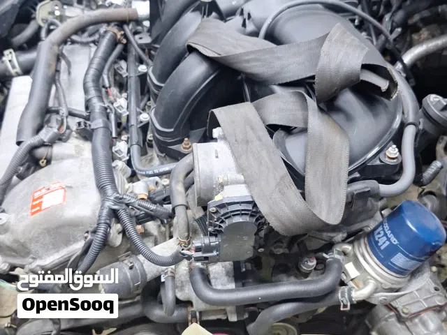 موجودين في صناعية الشارقه لتوفير جميع أنواع قطع الغيار السيارات