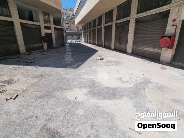 مستودعات  كل مرخصه صناعي خفيف لكل باب محجوز عداد كهرباء و ماء