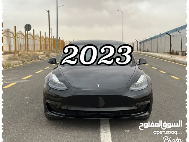 تيسلا 3 ///2023/// عداااد 4الاف شبه زيرو بسعر مغري. اسود قمة الفخامه تقطع 430 كيلو مودل 3 حره mode 3