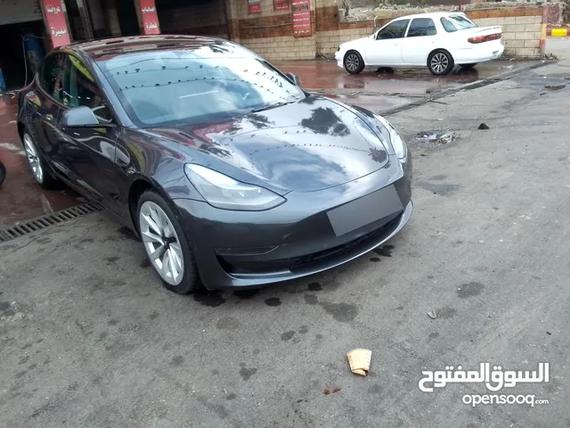 تسلا3 موديل 2022 ثلاث جيد نخب أول بسعر مميز بتمشي بل الشحنه420