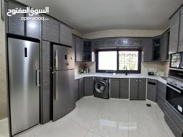 خزائن الألمنيوم رمادي (فيراني)