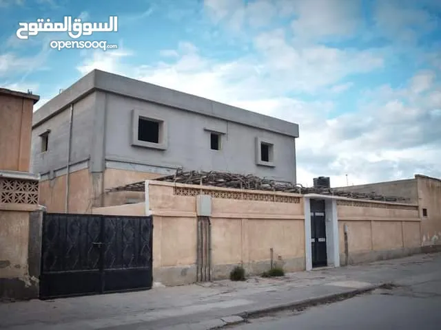 185 m2 3 Bedrooms Townhouse for Sale in Benghazi Other