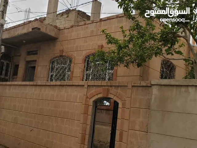 160m2 4 Bedrooms Villa for Sale in Sana'a Madbah
