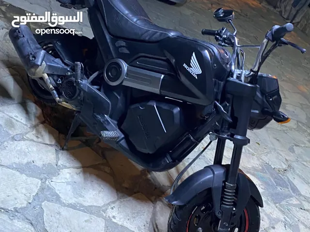 هوندا نافي