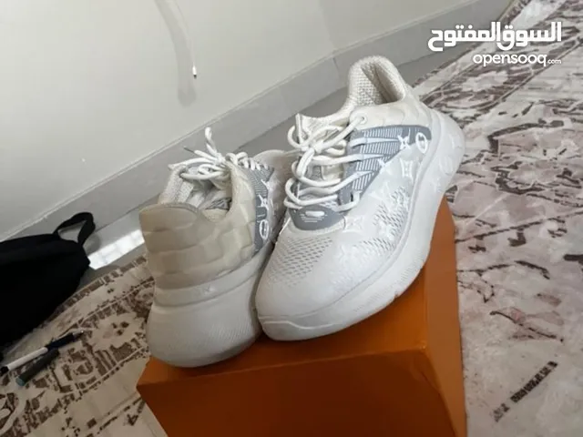 45 Sport Shoes in Al Riyadh