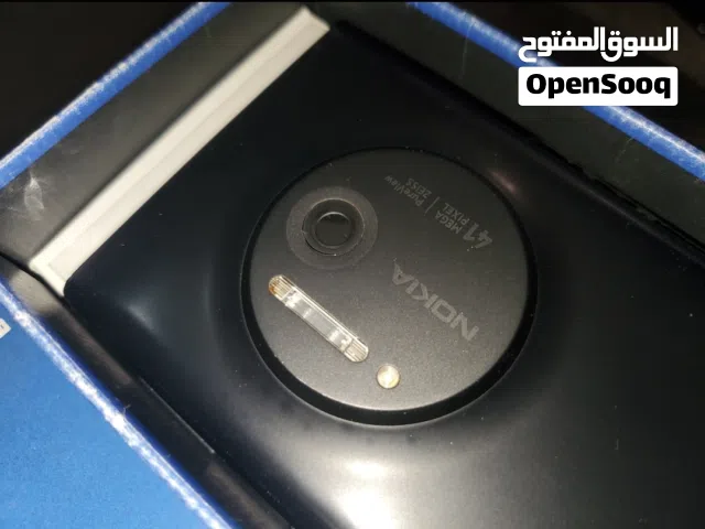نوكيا لوميا 1020