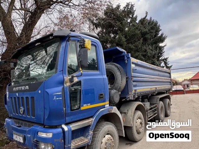 عقربان استرا 86.45/كورسا 13  فقط 200الف كم