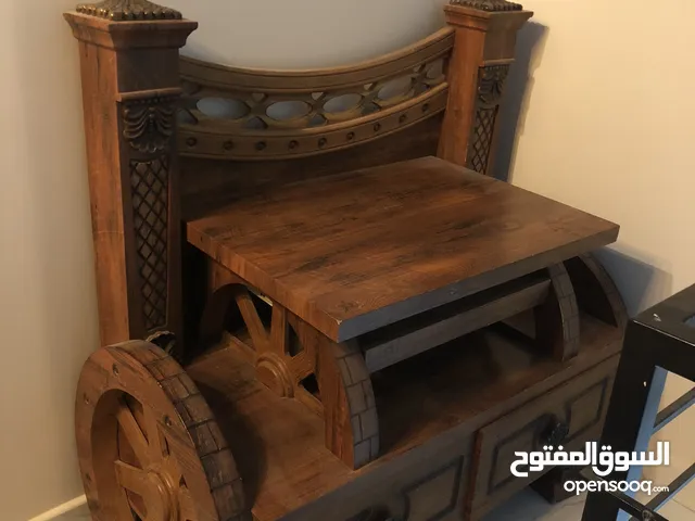 طاولة انتيك للبيع