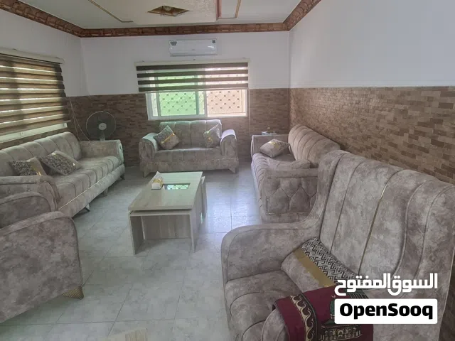 100 m2 2 Bedrooms Apartments for Rent in Zarqa Al Zarqa Al Jadeedeh