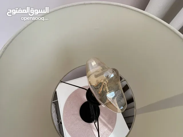 مصباح طاولة