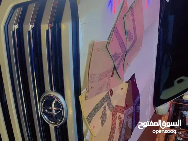 شيلان شبيه الصوف