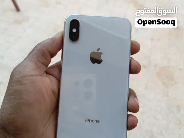 ايفون X / لون ابيض / ذاكرة 64