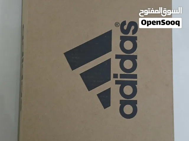 42.5 Sport Shoes in Muscat