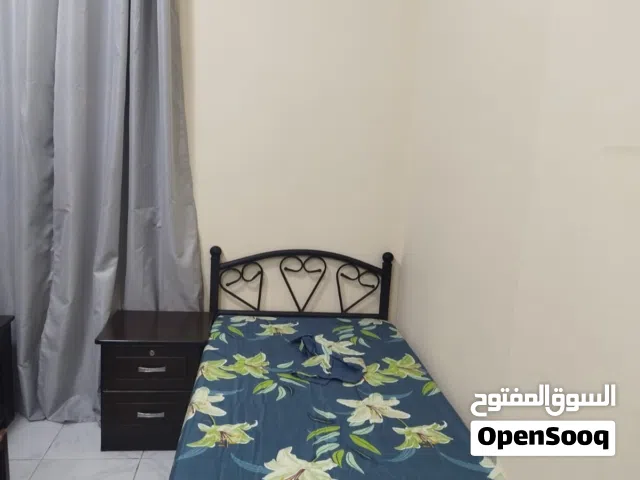 سكن شباب موظف عجمان منطقة البستان شارع سوق الذهب قريب من اللولو هايبر ماركت ومحطة باص تيشن المصلي وا