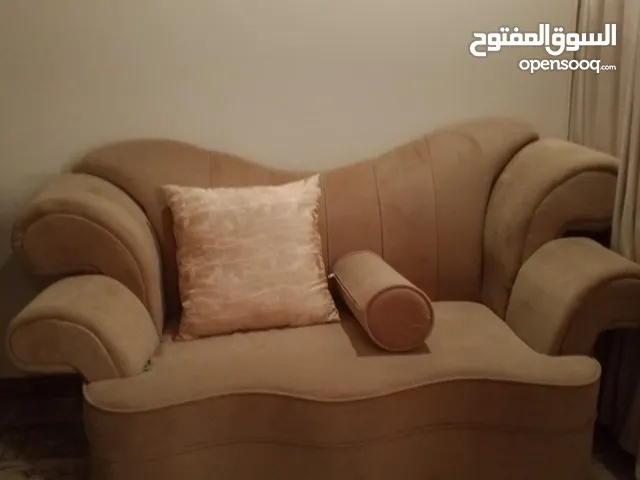 كنب جديد وثلاجه