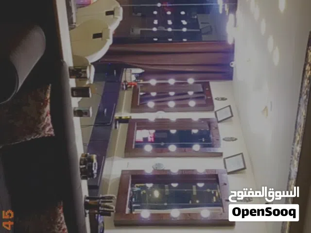 صالون و مركز تجميل وعناية بالبشرة