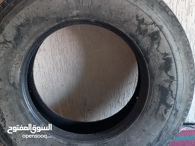 إطار  مستعمل ومفتاح صيني جديد للبيع