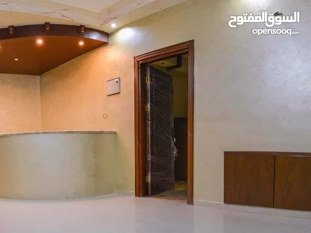 1000m2 More than 6 bedrooms Villa for Sale in Amman Daheit Al Rasheed