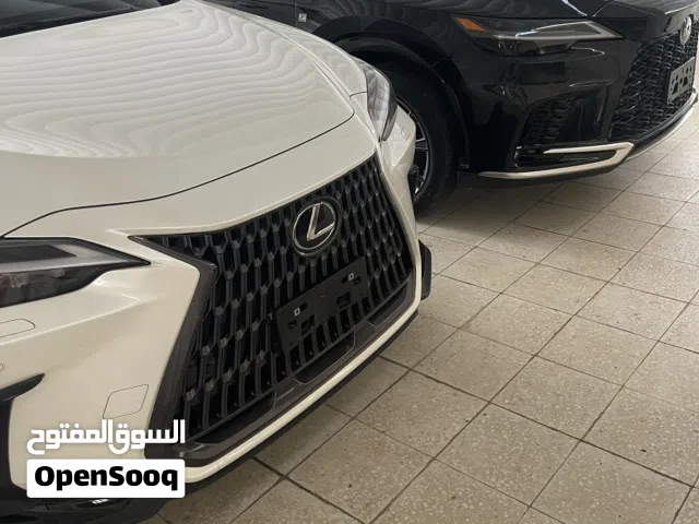 للبيع لكزس 2025Rx350 وNX350 2025