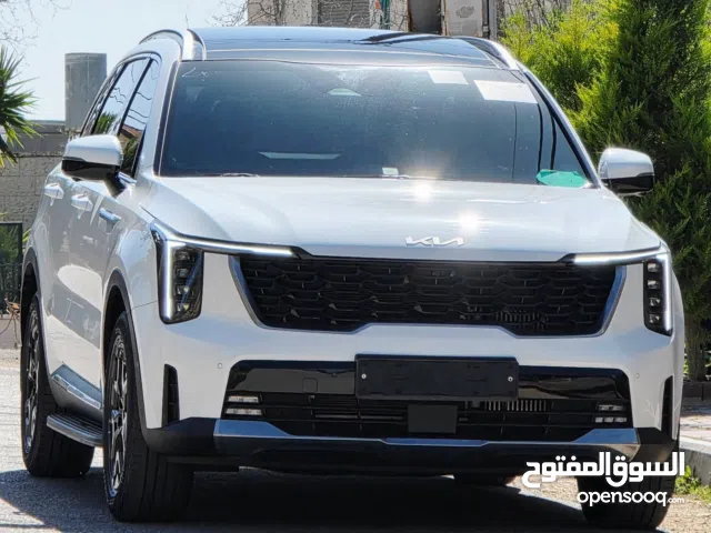 كيا سورنيتو  هايبرد فل مع فتحه . 2024 ترخيص 2023