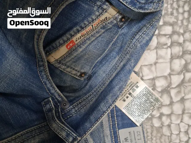 مجموعه من جينزات نوع ديزل وترو ريليجن استخدام شخصي