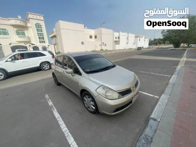 2008 نيسان تيدا